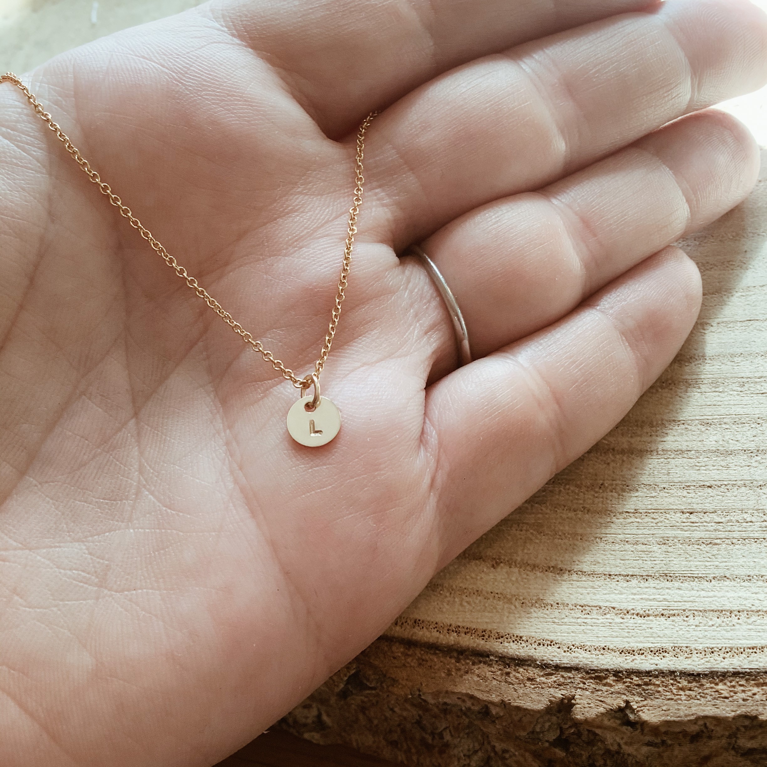 micro initial gold